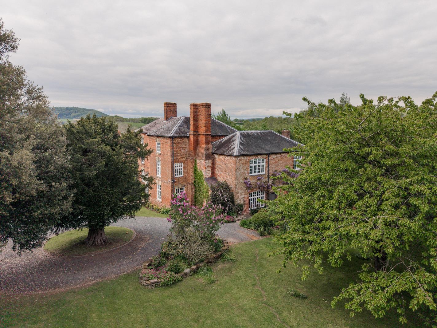 Lower House Farm - Image 2